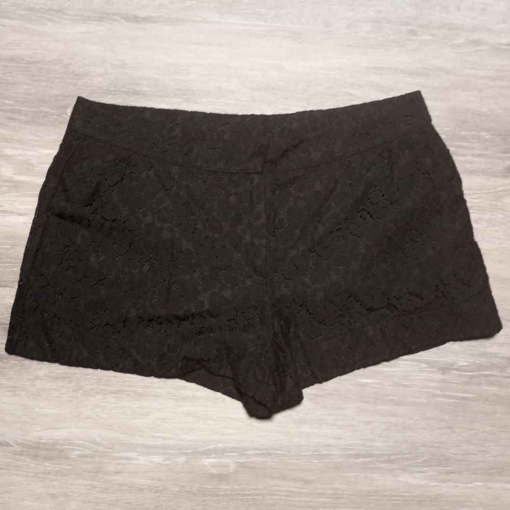 .Nicole by Nicole Miller Black lace shorts. size 12